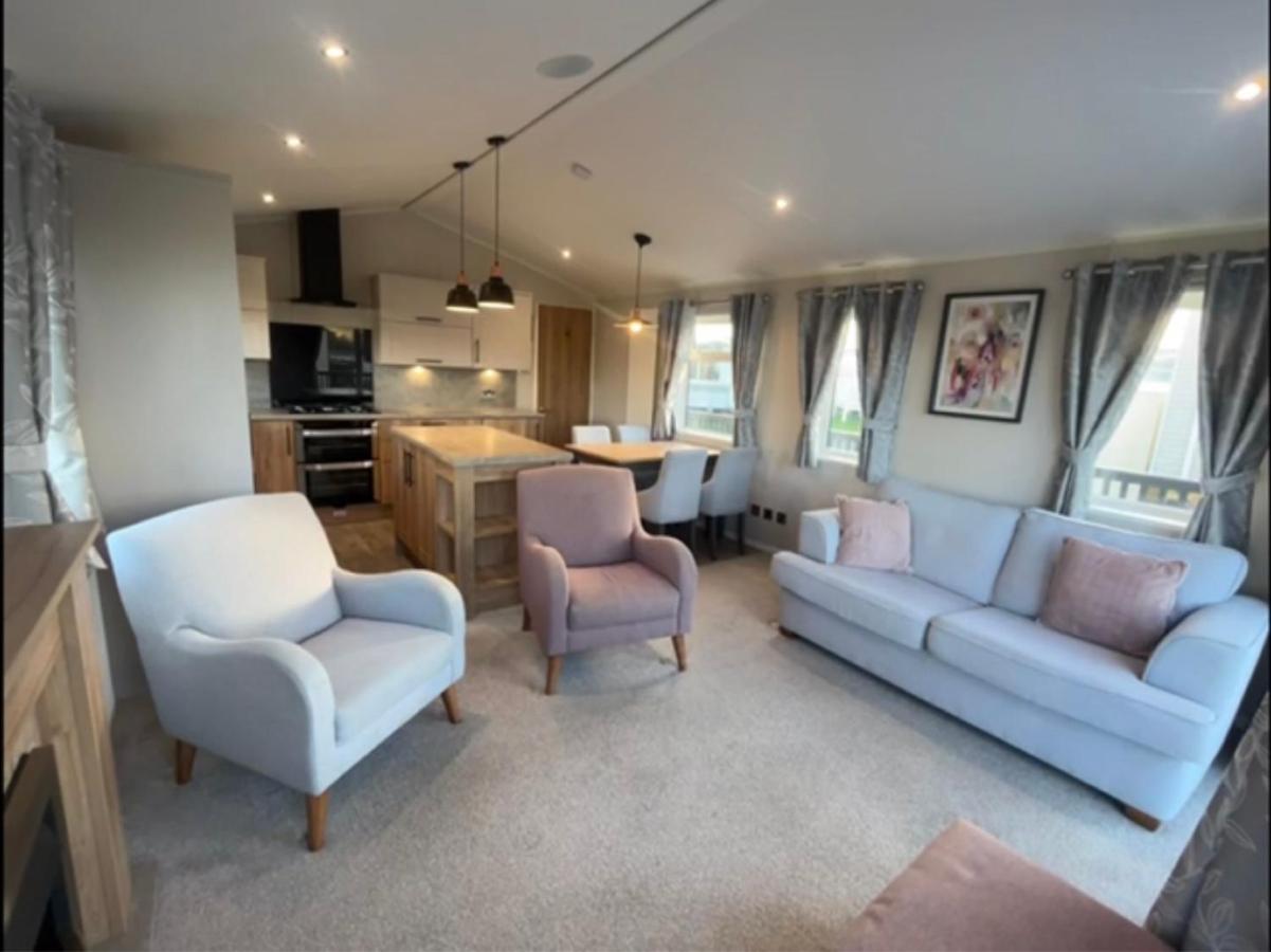 2-6 Guests Holiday Chalet In Durdle Door ويست لولوورث المظهر الخارجي الصورة